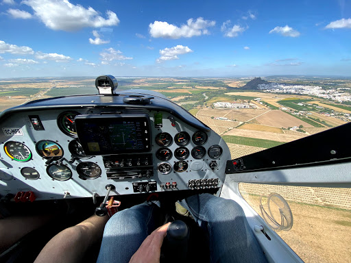 AEROLEBA - Escuela Andaluza de Pilotos
