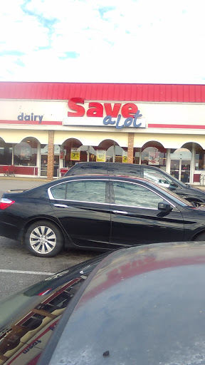 Grocery Store «Save-A-Lot», reviews and photos, 206 Cavalier Square, Hopewell, VA 23860, USA