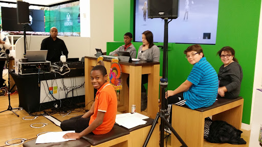 Computer Store «Microsoft Store - Freehold Raceway Mall», reviews and photos, 3710 U.S. 9, Freehold, NJ 07728, USA