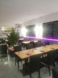 Atmosphère du Restaurant L 'assiette mauve à Méounes-lès-Montrieux - n°4