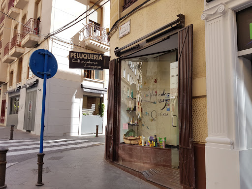 Peluquería Almudena Lozoya en Alicante, Alicante