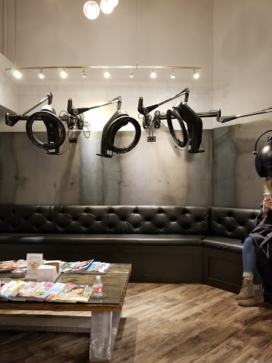 Hair Salon «Niki Moon Salon & Spa», reviews and photos, 1100 N Sherman Ave #108, Naperville, IL 60563, USA