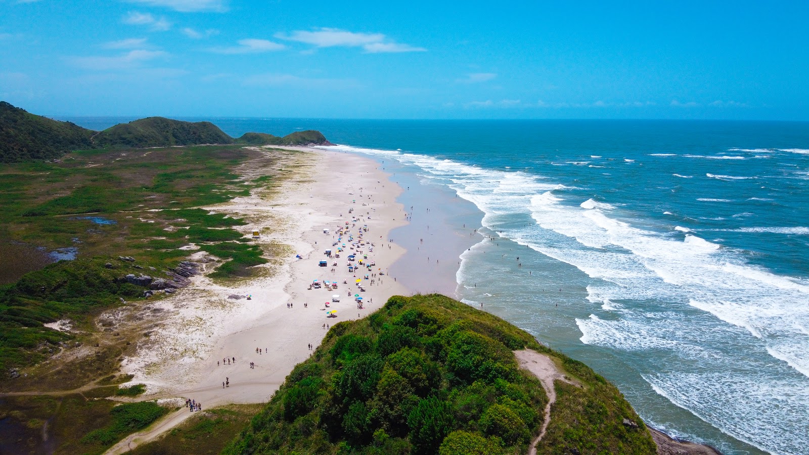 Zdjęcie Praia do Cano z powierzchnią drobny beżowy piasek