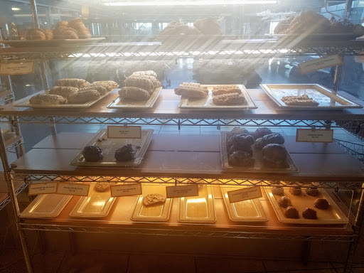 Restaurant «Au Bon Pain», reviews and photos, One Bay St, Staten Island, NY 10301, USA