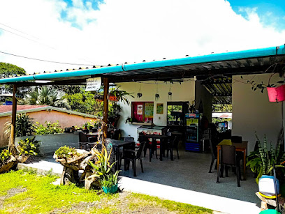 Restaurante Fénix - Corinto, Pajarito, Boyacá, Colombia