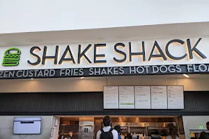 Shake Shack Louis Armstrong New Orleans Airport image