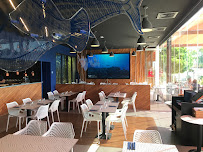 Atmosphère du Restaurant méditerranéen L'Octopus Bar & Restaurant à Le Grau-du-Roi - n°4