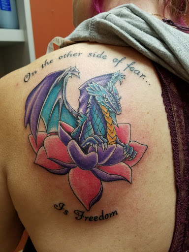 Tattoo Shop «Da Vinci Tattoo», reviews and photos, 3247 Sunrise Hwy, Wantagh, NY 11793, USA