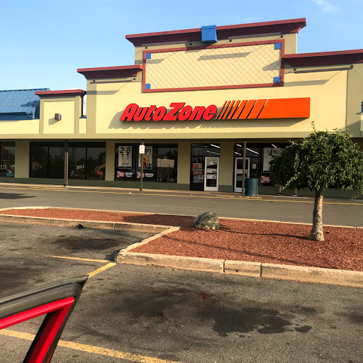 Auto Parts Store «AutoZone», reviews and photos, 359 Memorial Ave, West Springfield, MA 01089, USA