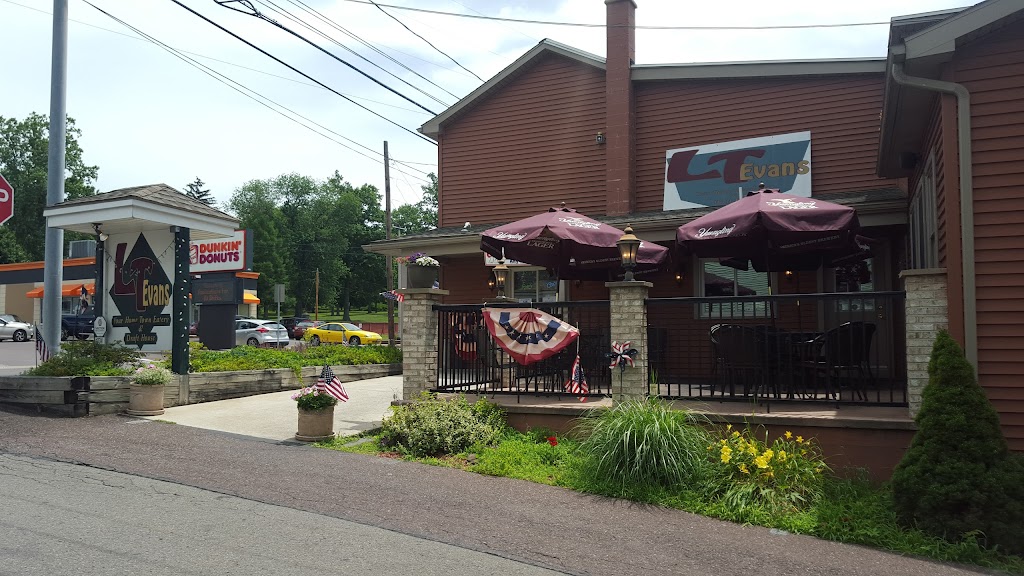 L T Evans Eatery & Drafthouse 17821