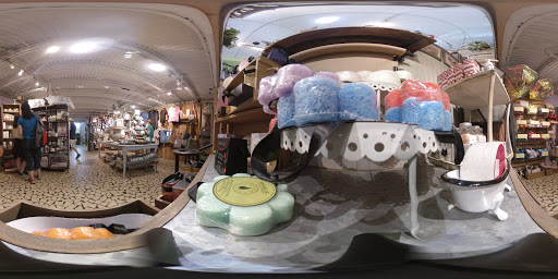 Florist «C J Lilly & Company», reviews and photos, 128 W Mulberry St, Collierville, TN 38017, USA