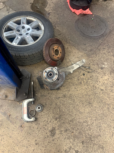 Auto Repair Shop «Golf Crawford Auto Service», reviews and photos, 9555 Crawford Ave, Evanston, IL 60203, USA