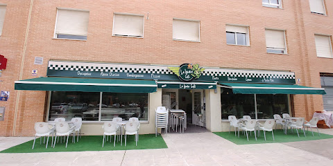 La Iguana Café - Av. Boladiez esquina con C/Río Estenilla, a 3 minutos del CC Luz del Tajo, 45007 Toledo, Spain