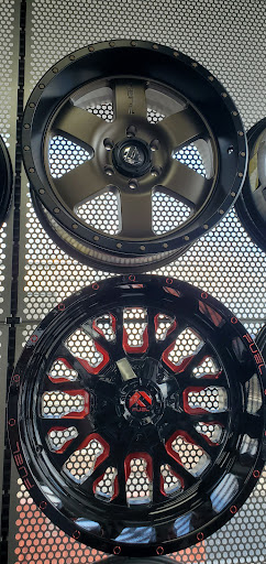 Truck Accessories Store «4 Wheel Parts - Nashville, TN», reviews and photos, 4095 Nolensville Pike b, Nashville, TN 37211, USA