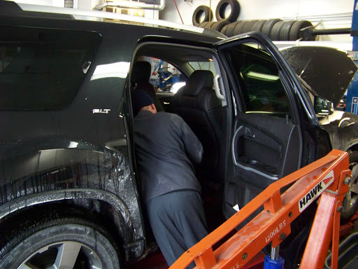 Auto Repair Shop «Scarsdale Auto Repair», reviews and photos, 445 S Arlington Heights Rd, Arlington Heights, IL 60005, USA