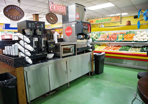 Mexican Grocery Store «El Tiempo Market», reviews and photos, 5526 Washington Ave, Houston, TX 77007, USA