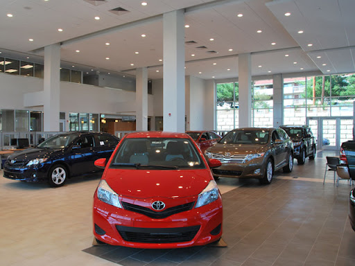 Toyota Dealer «Kenny Ross Toyota», reviews and photos, 8900 University Blvd, Moon, PA 15108, USA