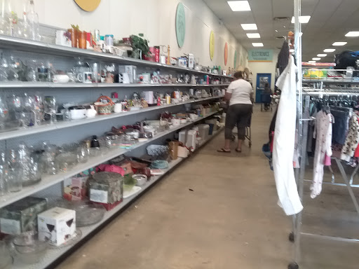 Thrift Store «Goodwill», reviews and photos