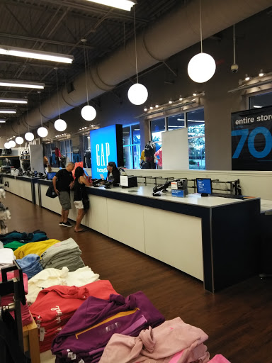 Clothing Store «Gap Outlet», reviews and photos, 8225 Vineland Ave, Orlando, FL 32821, USA