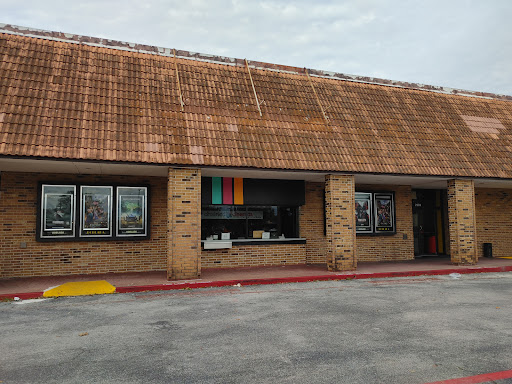 Movie Theater «Cinema Latino», reviews and photos, 2233 Southmore Ave, Pasadena, TX 77502, USA