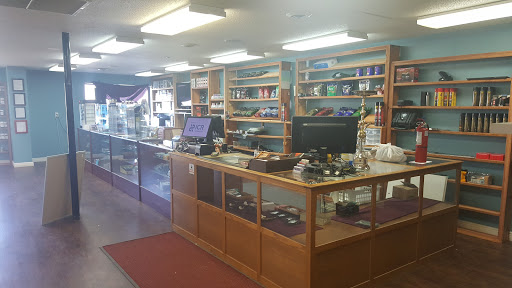 Tobacco Shop «Great Plains Smoke Shop», reviews and photos, 1205 N Broadway, Minot, ND 58703, USA