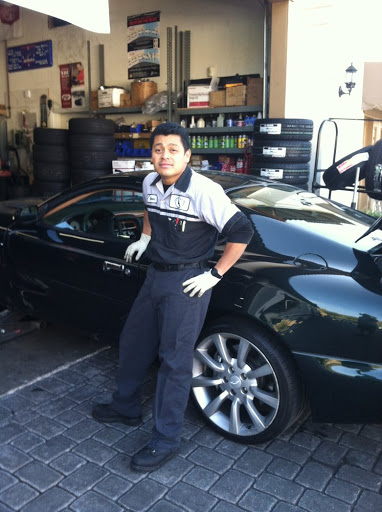 Auto Repair Shop «Calabasas Car Care Tire Pros», reviews and photos, 4929 Las Virgenes Rd, Calabasas, CA 91302, USA