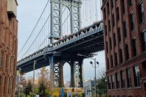 Dumbo - Manhattan Bridge View image