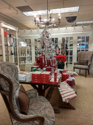 Shopping Mall «The Mall At Lexington Green», reviews and photos, 161 Lexington Green Cir, Lexington, KY 40503, USA