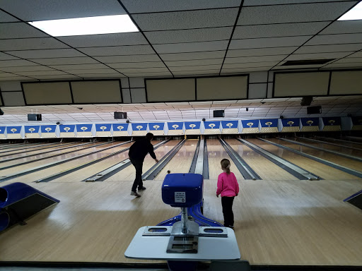 Bowling Alley «Holiday Lanes», reviews and photos, 39 Spencer St, Manchester, CT 06040, USA
