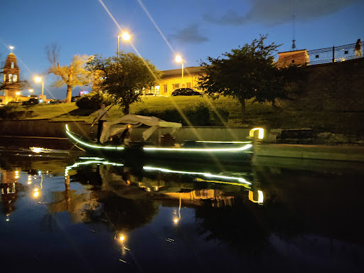 Boat Tour Agency «Ambiance on the Water», reviews and photos, 200 Ward Pkwy, Kansas City, MO 64112, USA