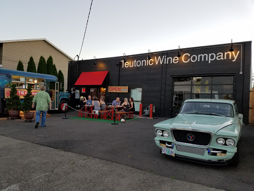 Wine Bar «Teutonic Wine Company», reviews and photos, 3303 SE 20th Ave, Portland, OR 97202, USA