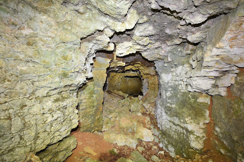 Abris Cavernes à Viéville-en-Haye