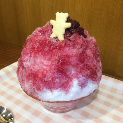 ベイサイドかき氷カフェ ミックス ミサキのシロクマ