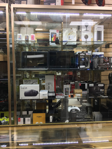 Pawn Shop «Buy Sell Loan, Inc.», reviews and photos, 1095 W San Carlos St, San Jose, CA 95126, USA