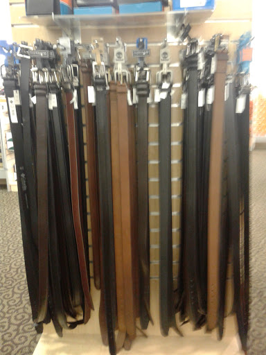 Shoe Store «DSW Designer Shoe Warehouse», reviews and photos, 375 E Altamonte Dr, Altamonte Springs, FL 32701, USA