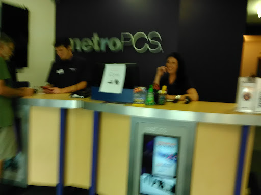 Cell Phone Store «MetroPCS Authorized Dealer», reviews and photos, 2111 S Ridgewood Ave, Edgewater, FL 32141, USA