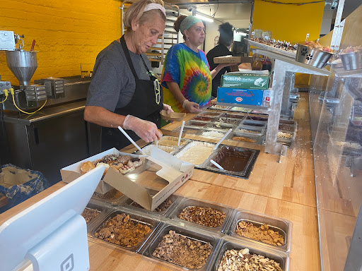 Donut Shop «Peace, Love and Little Donuts», reviews and photos, 2018 Smallman St, Pittsburgh, PA 15222, USA