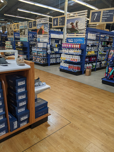 Marine Supply Store «West Marine», reviews and photos, 2460 17th Ave, Santa Cruz, CA 95062, USA