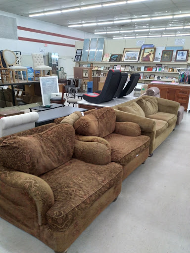 Thrift Store «Quality Thrift Store», reviews and photos, 5133 S Peoria Ave, Tulsa, OK 74105, USA
