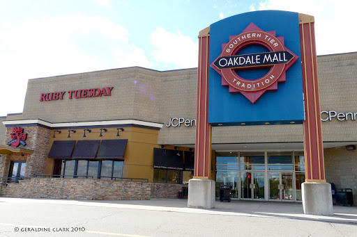 Shopping Mall «Oakdale Mall», reviews and photos, Harry L Dr #601-635, Johnson City, NY 13790, USA