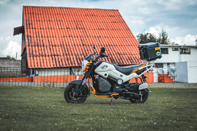 Teléfono de Adv MotoEcuador, Motorcycle rentals and tours in Ecuador
