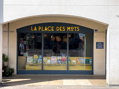 Librairie La Place des Mots à Garches