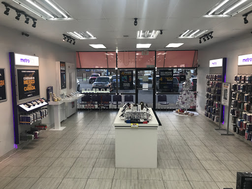 Cell Phone Store «MetroPCS Authorized Dealer», reviews and photos, 18316 Allen Rd, Melvindale, MI 48122, USA