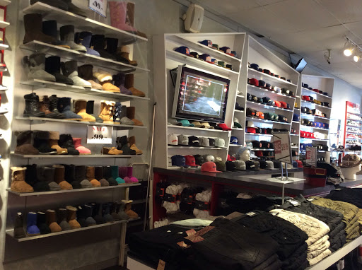 Clothing Store «Bobby Sportswear», reviews and photos, 508 5th Ave, Brooklyn, NY 11215, USA