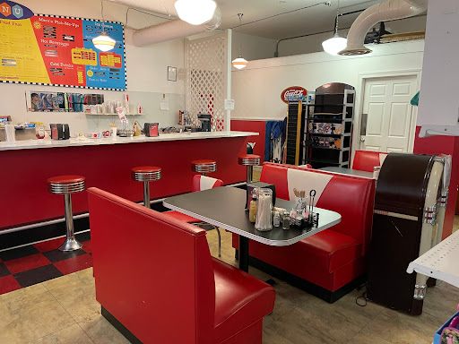 Department Store «Dellas 5 & 10», reviews and photos, 503 Washington St, Cape May, NJ 08204, USA