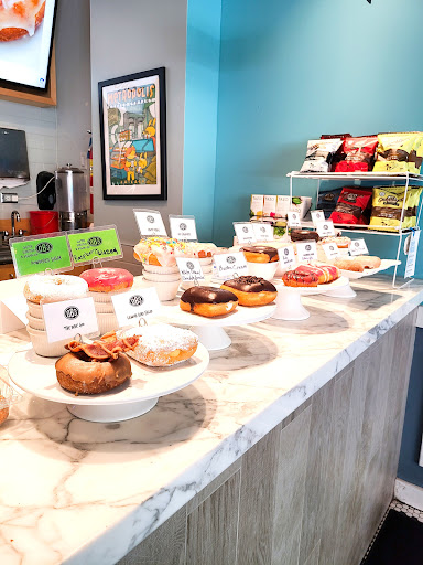 Donut Shop «DB3 Donuts», reviews and photos, 1704 Central St, Evanston, IL 60201, USA