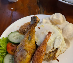 Cendana Restaurant by Oak Tree Emerald photo