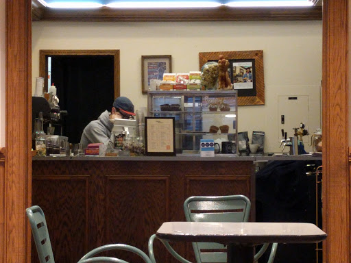 Reprise Coffee Roasters, 911 Telegraph Rd, Lake Forest, IL 60045, USA, 