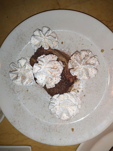 Restaurant «The Cheesecake Factory», reviews and photos, 2402 East Camelback, Phoenix, AZ 85016, USA