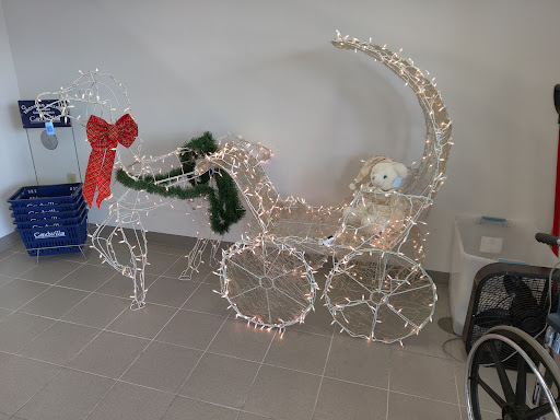 Thrift Store «Lake Hallie Goodwill Retail Store & Training Center», reviews and photos, 2759 S Prairie View Rd, Chippewa Falls, WI 54729, USA